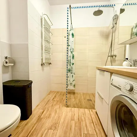 Modlinska By Jumpinhere *